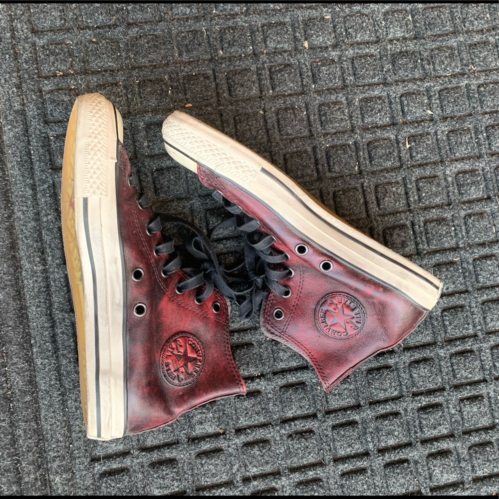 Men’s leather converse
